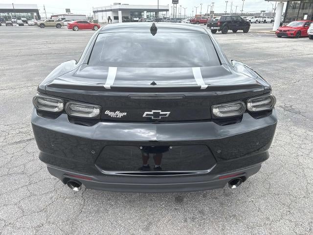 2022 Chevrolet Camaro — detail view